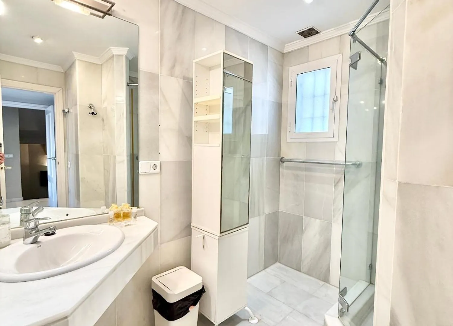 Penthouse Golden Mile Seaviews With Paddle Court - Eaw Homes Marbella Apartmán